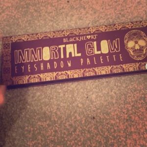 Black Heart Immortal Glow Eyeshadow Palette